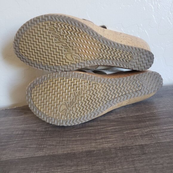 Skechers Beverlee Sail Away Slip-On Canvas Wedge Sandals Natural Size Women's 10 - Picture 8 of 11